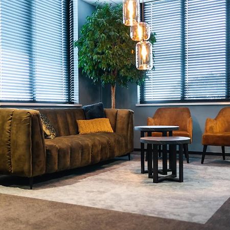 Onderwijshotel De Rooi Pannen Eindhoven Luaran gambar