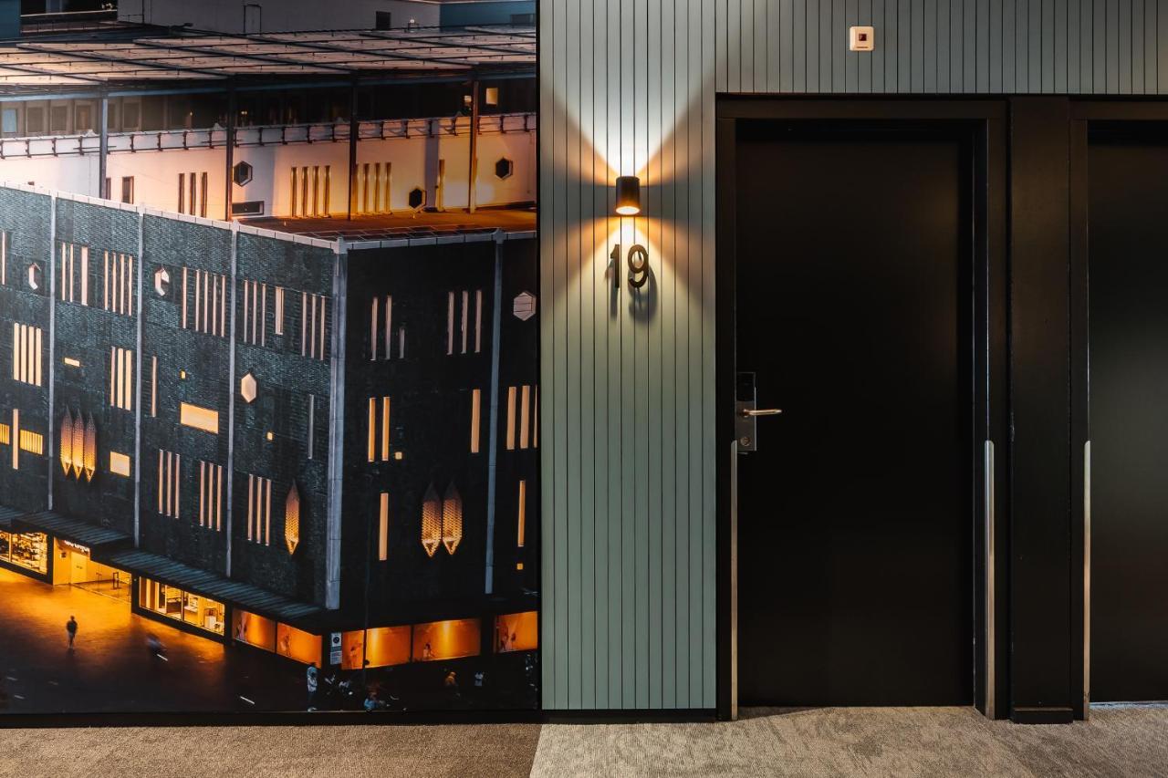 Onderwijshotel De Rooi Pannen Eindhoven Luaran gambar
